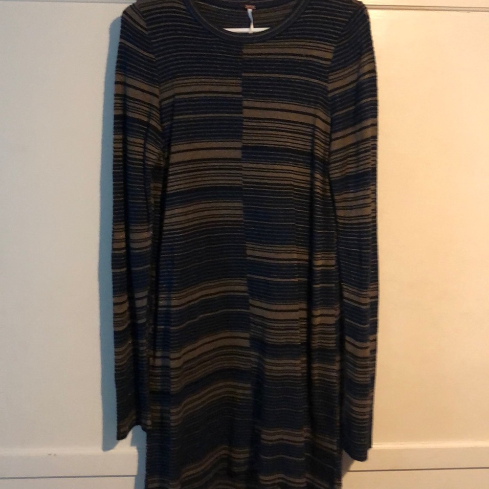 Free People Sweater with sparkles!!
